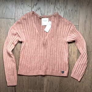 Abercrombie v-neck ribbed sweater